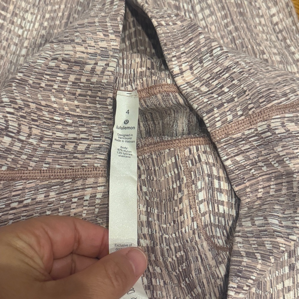 Lululemon Wunder Under HR 25” Arrow Jacquard Antique Bark Copper Coil | SIZE 4 - Picture 6 of 6